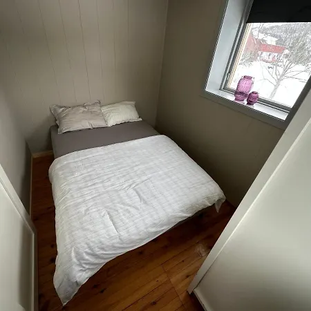 Auregarden - A Rustique Oasis Just A Blink Away From Town Centre *