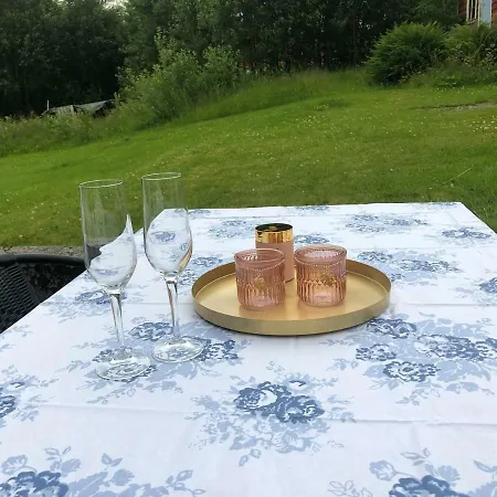 Auregarden - A Rustique Oasis Just A Blink Away From Town Centre Apartment Vik (More og Romsdal)